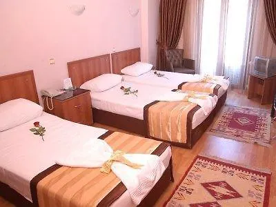 Beyaz Kugu Szálloda